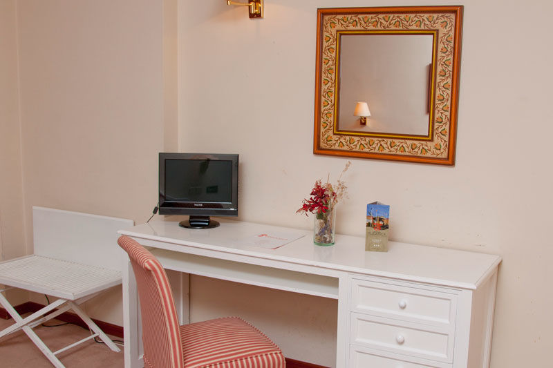 Hotel Mlc Benavente Zewnętrze zdjęcie