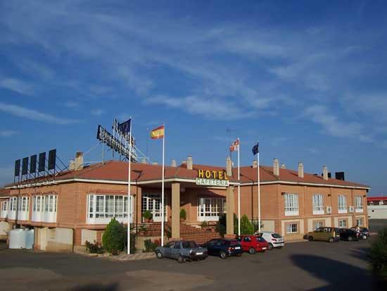 Hotel Mlc Benavente Zewnętrze zdjęcie