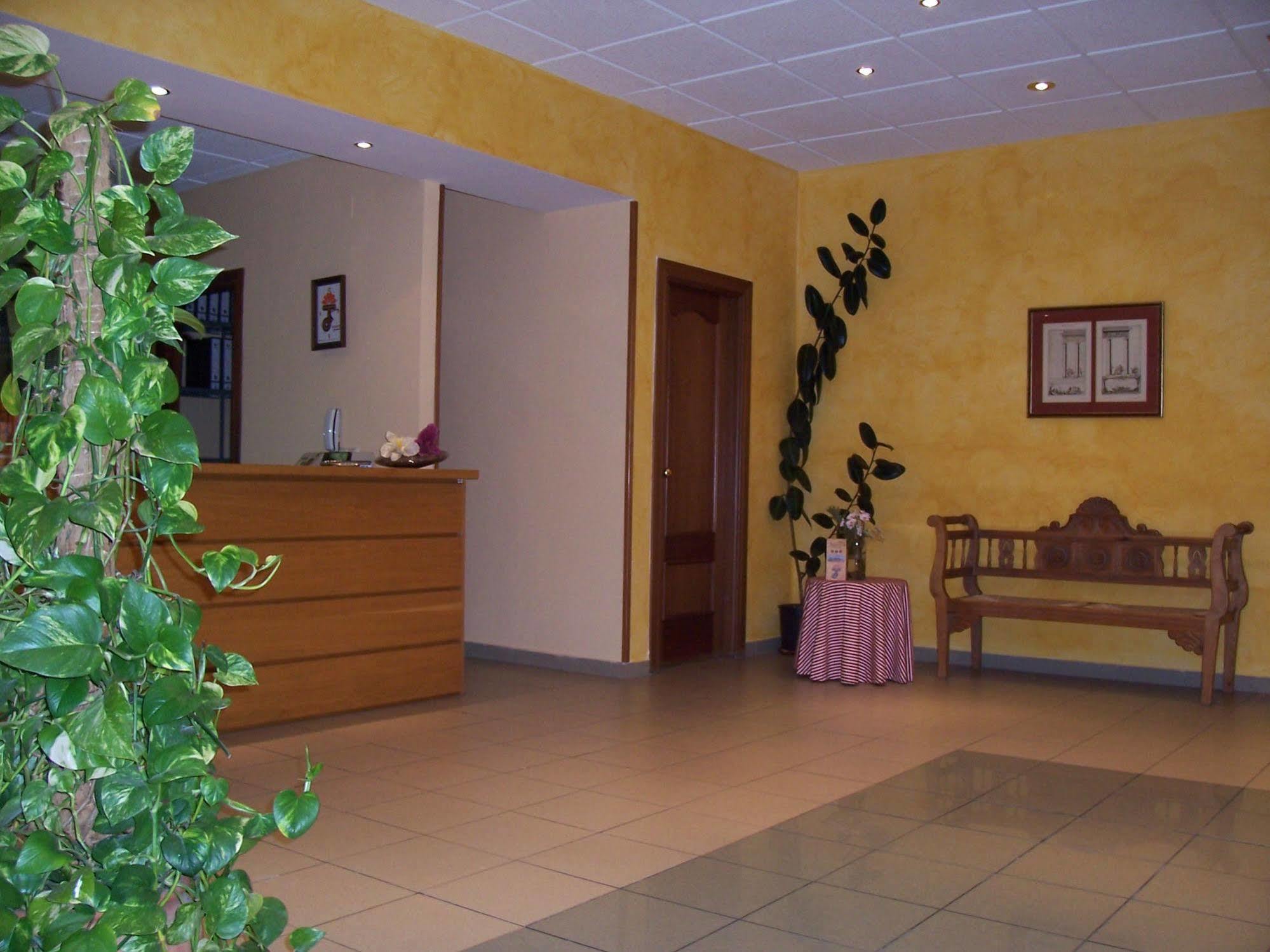 Hotel Mlc Benavente Wnętrze zdjęcie